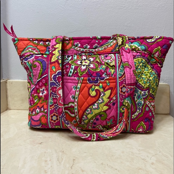 SOLD on ETSY Beautiful Vera Bradley Tote - Picture 3 of 16